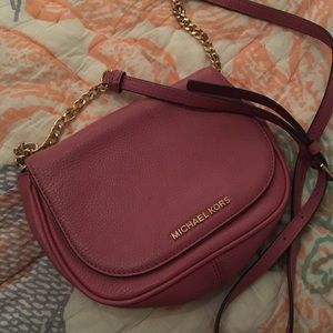 michael kors crossbody